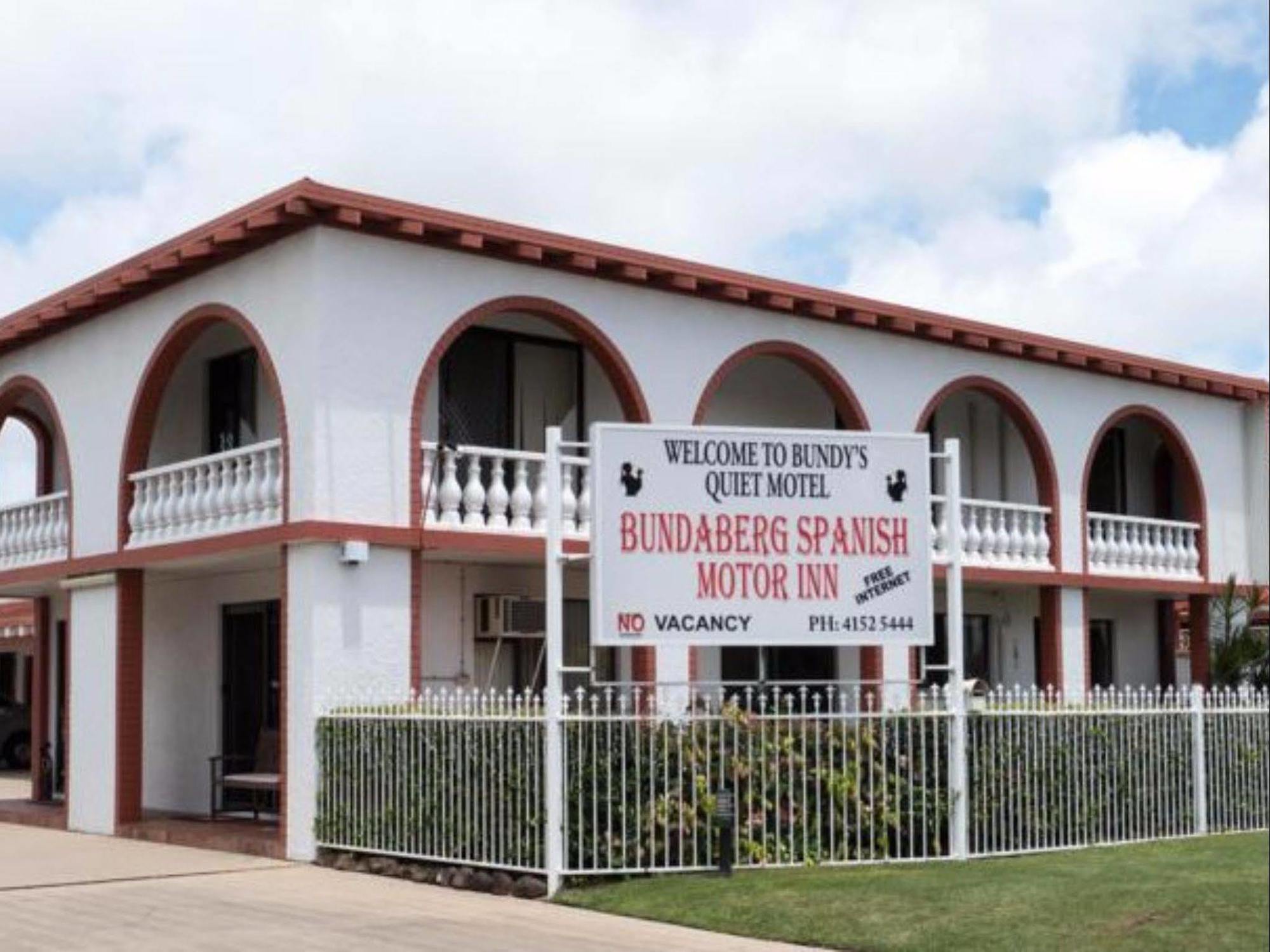 Bundaberg Spanish Motor Inn Exterior photo